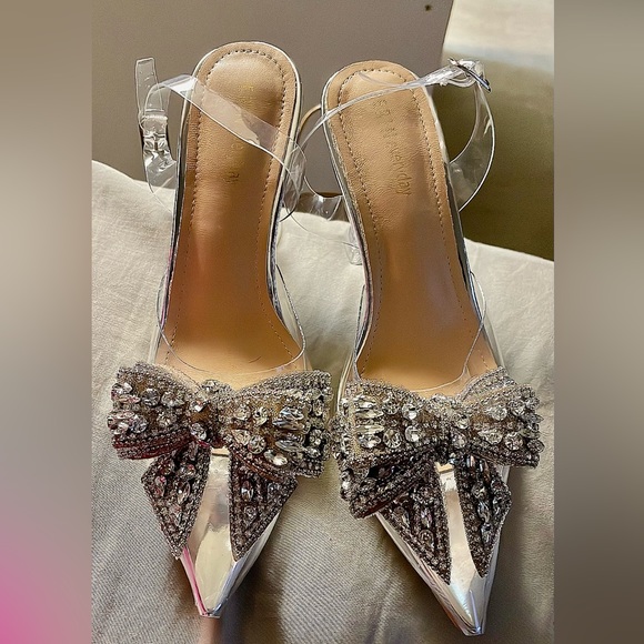 Cinderella shoes - Picture 1 of 8